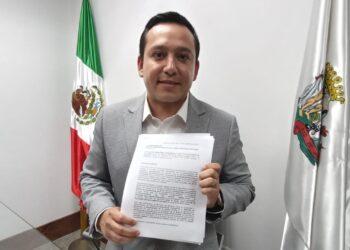 Gibran Ornelas denuncia mafia inmobiliaria y protege a familias