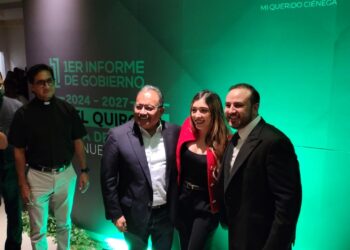 Miguel Quiroga rinde informe en Ciénega de Flores