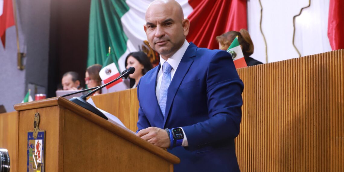 Curso de manejo obligatorio para mayores de 18 años