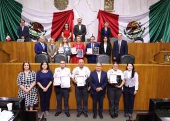 Congreso de Nuevo León entrega la Medalla Fray Servando Teresa de Mier