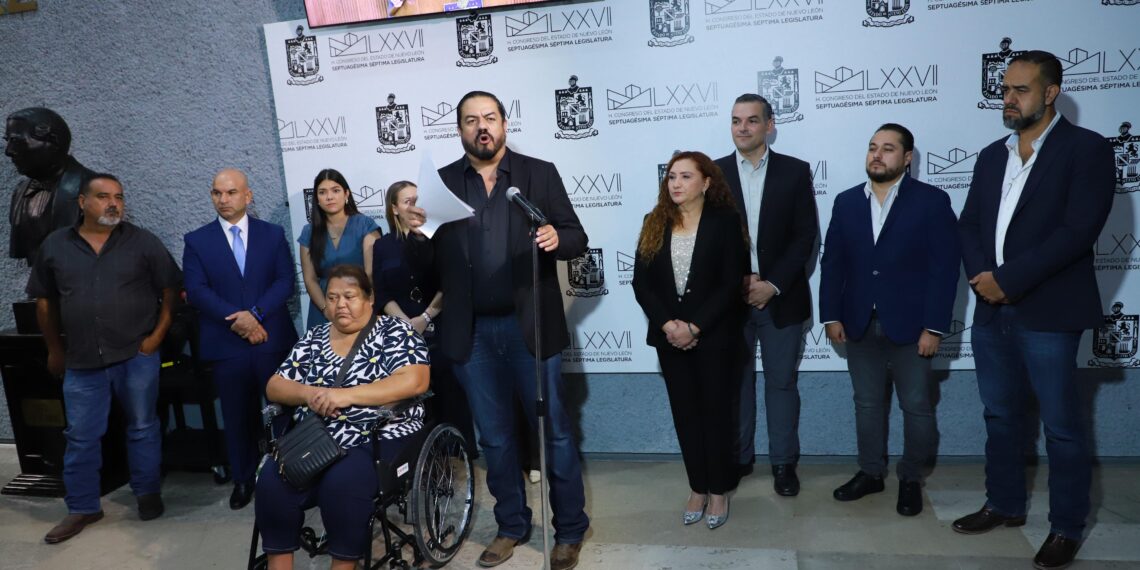 Exigen diputados del PAN en Hospitales Regionales del área rural