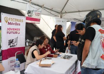 Más de 700 personas consiguen empleo en la Feria Nacional de Empleo 2025
