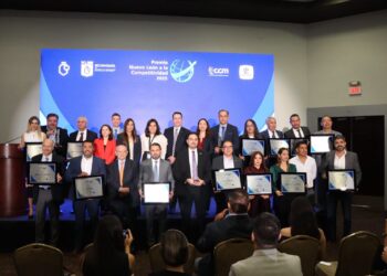 Nuevo León consolida su liderazgo con el Premio a la Competitividad 2025
