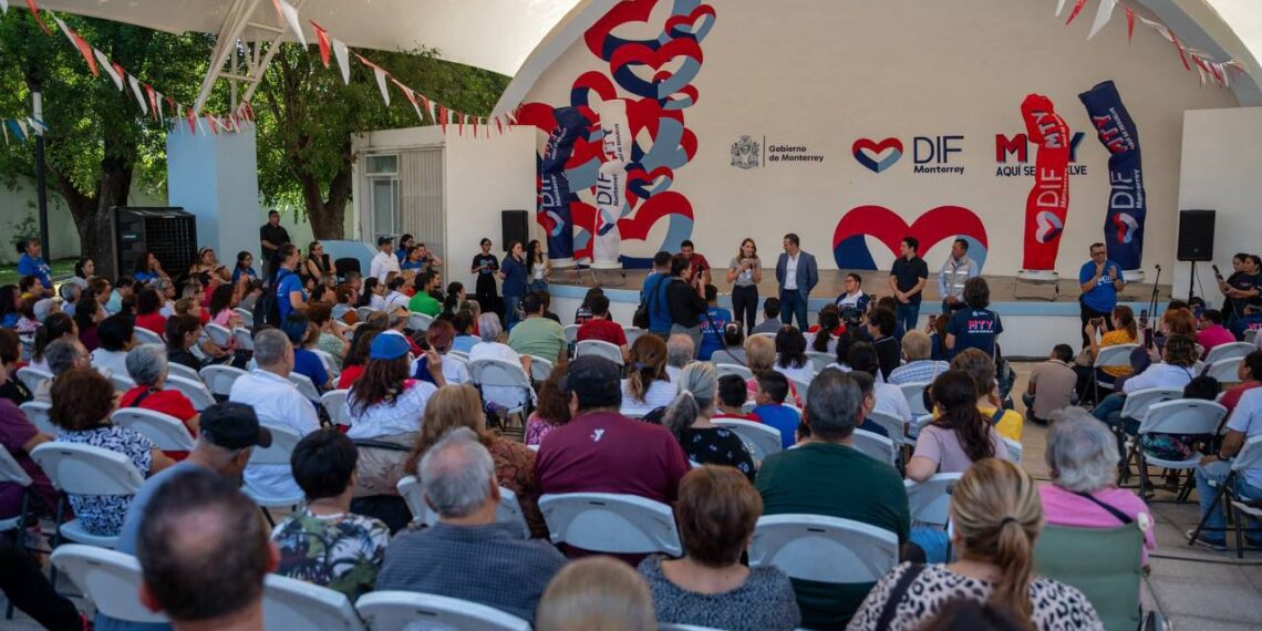 Monterrey impulsa inclusión con alberca adaptada y atención al neurodesarrollo