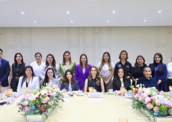 Gaby Oyervides fortalece coordinación con presidentas de los DIF municipales