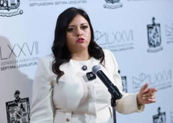 Itzel Castillo pide paso libre en autopista al aeropuerto por obras del Metro