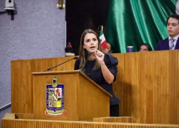 Lorena de la Garza: “El tiempo era hoy y la forma presencial”