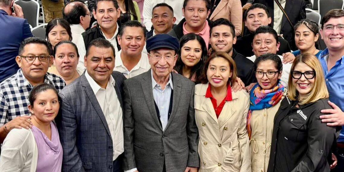 El CONOCER y la CROC firman convenio para certificar competencias laborales