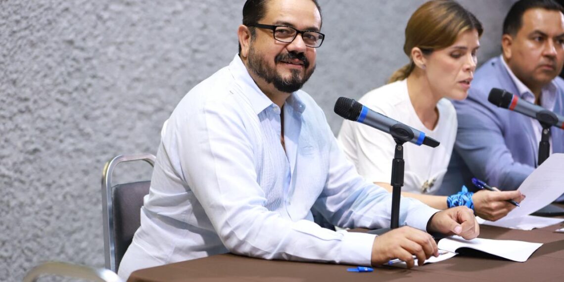 Iniciativa para instalar desfibriladores en dependencias públicas