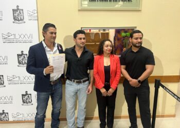 Glen Alan Villarreal exige atención a poste en riesgo en Las Puentes