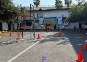 “Arremonta 2025” fortalece habilidades de montacarguistas en NL