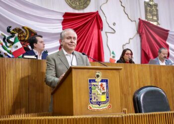 Héctor Morales exige seguro estatal ante desastres naturales en Nuevo León