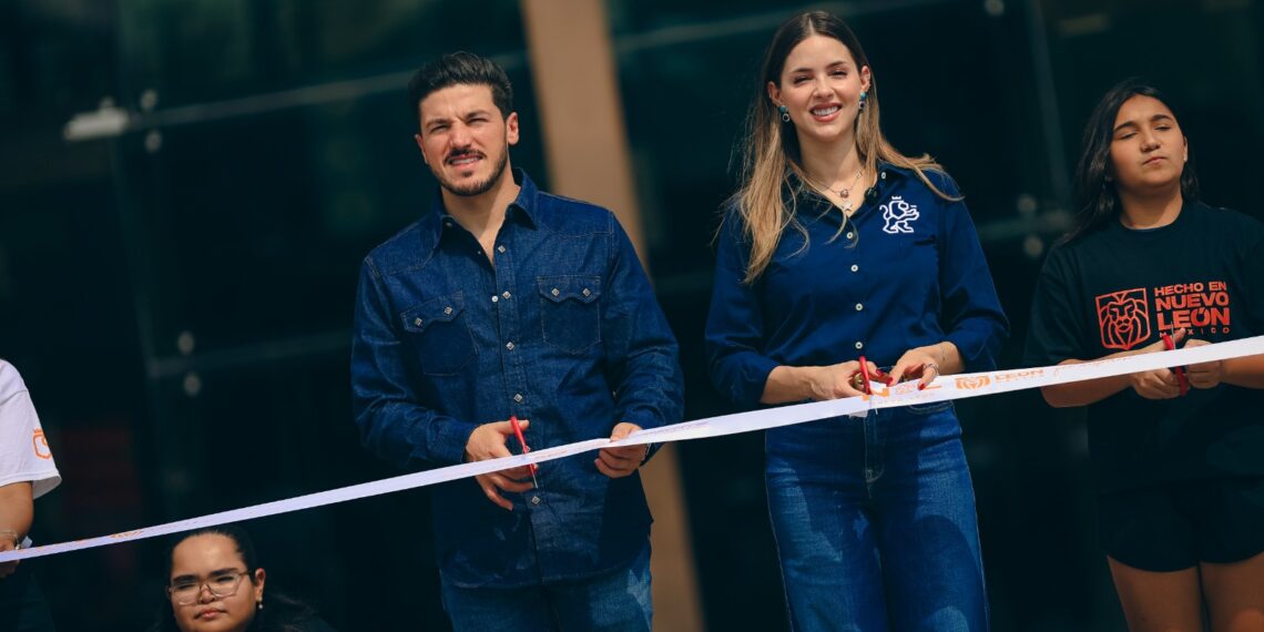 Mariana Rodríguez y Samuel García inauguran Mercado “Mujeres que Inspiran”