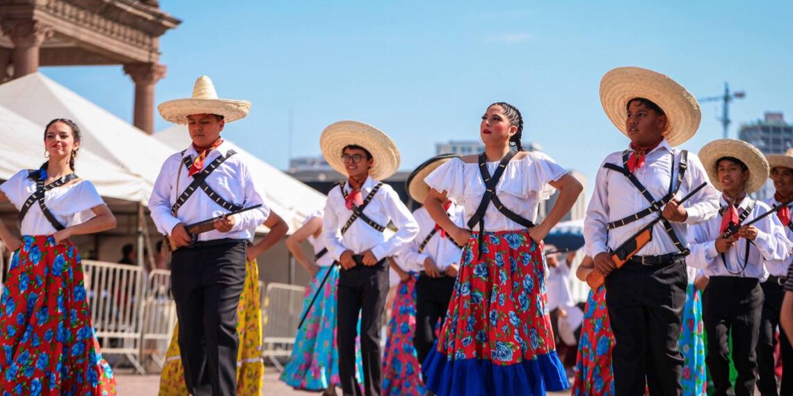 Nuevo León celebra desfile revolucionario y entrega el Premio Estatal del Deporte 2025