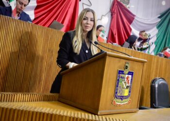 Perla Villarreal propone reforzar la Escuela para Padres ante violencia juvenil