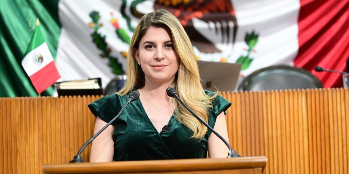 Melisa Peña exige frenar el ruido extremo de motocicletas en Nuevo León