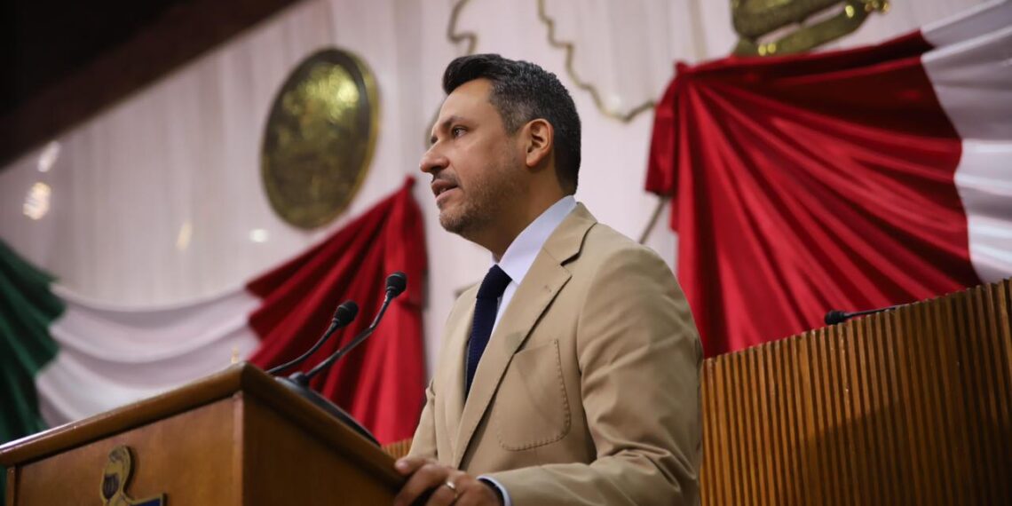 Tomás Montoya impulsa incentivos para cuidadoras de NNA con discapacidad