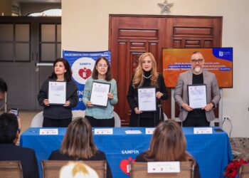 Firman convenio para reforzar atención en salud mental a mujeres vulnerables