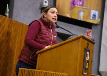 Congreso exige transparencia en acciones contra embarazo adolescente