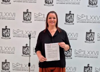 Rocío Montalvo urge a actuar contra riesgos por casas abandonadas