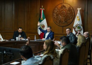 Monterrey oficializa el nombre “Calzada Mauricio Fernández”