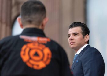 Miguel Flores pide una Navidad sin pirotecnia