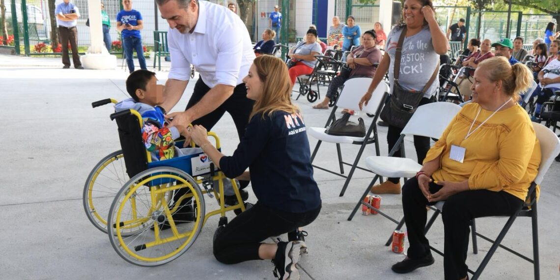 DIF Monterrey alcanza cifra histórica en entrega de apoyos para movilidad