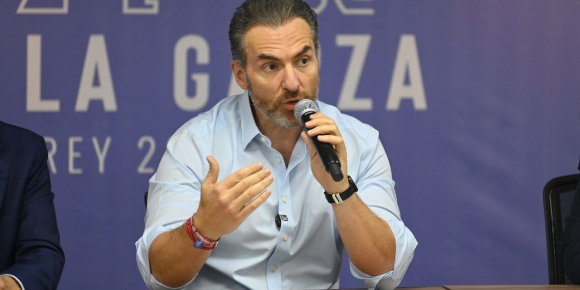 Congreso niega deuda a Adrián de la Garza; desechan dictamen