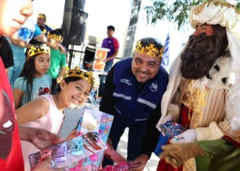 Víctor Pérez impulsa convivencia vecinal con jornadas comunitarias en Santa Catarina