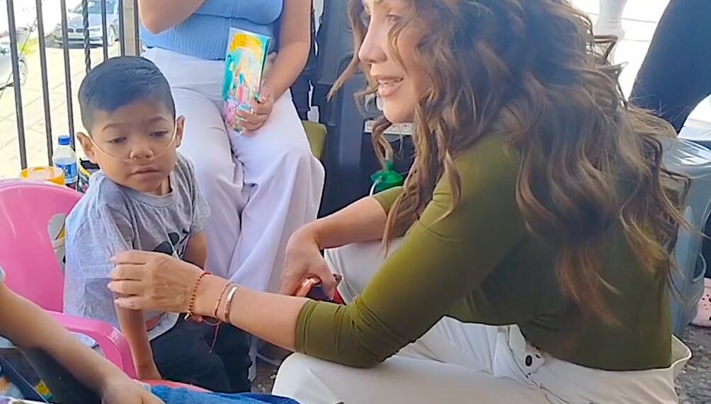 Distrito Mujeres lleva solidaridad y esperanza a Fundación Campanas a la Victoria