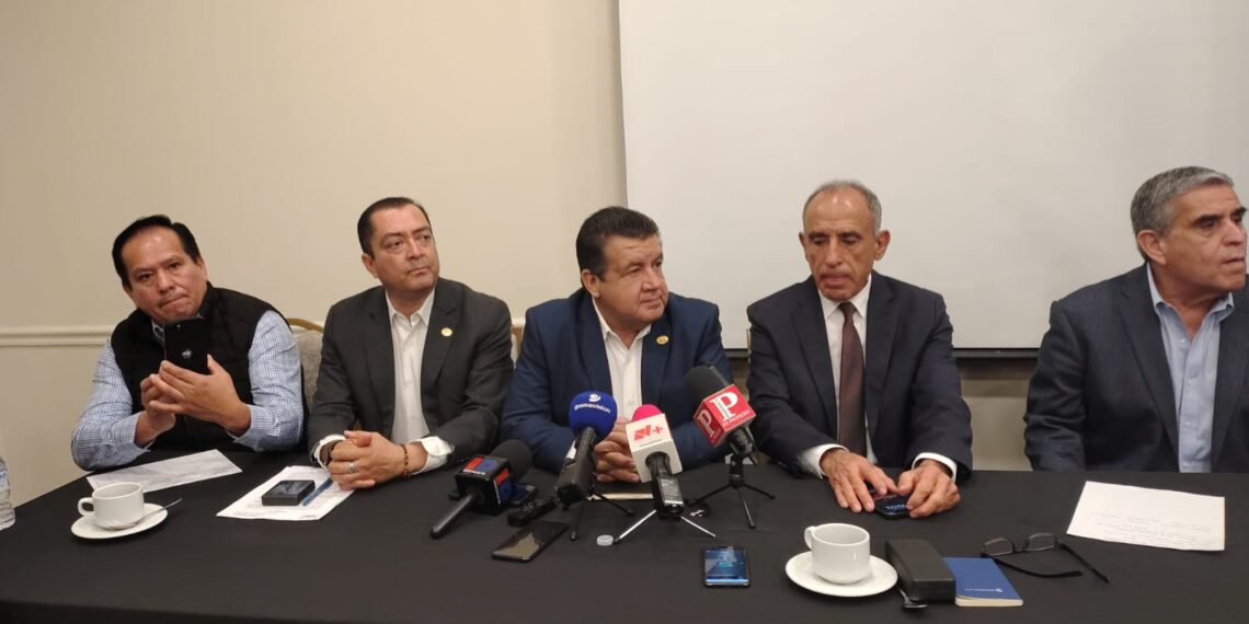 CONATRAM alerta por extorsiones contra transportistas en Nuevo León