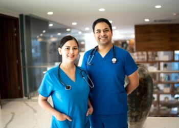 Enfermería en México: alta demanda laboral y el reto de fortalecer la especialización