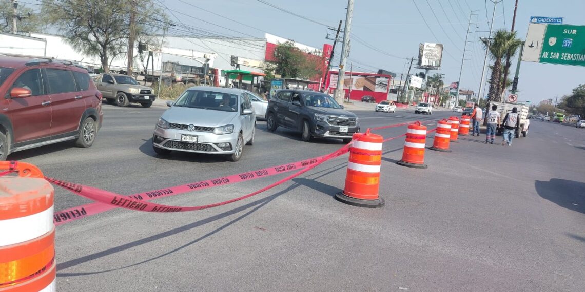 Guadalupe advierte ajustes viales por falla en semáforo de San Sebastián