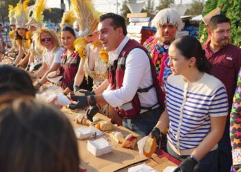 Manuel Guerra celebra Día de Reyes con macro festejo familiar en García