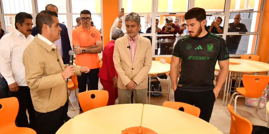 Samuel García entrega infraestructura de nueva generación educativa en Pesquería