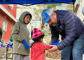 Víctor Pérez impulsa “Manitas Calientes” en Santa Catarina