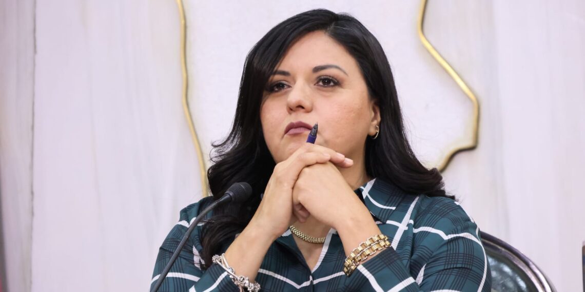 Piden liberar peaje a la Autopista al Aeropuerto por retrasos del Metro