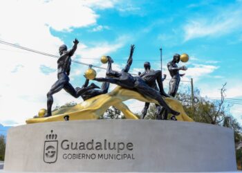 Inauguran en Guadalupe la escultura mundialista “Pasión Mundial”