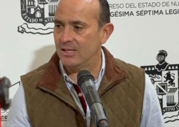 Carlos de la Fuente acusa a Samuel García de encabezar un “Gobierno al Tanteo”