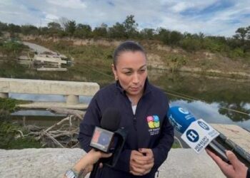 Alcaldesa de Los Ramones solicita apoyo para reconstruir puente colapsado