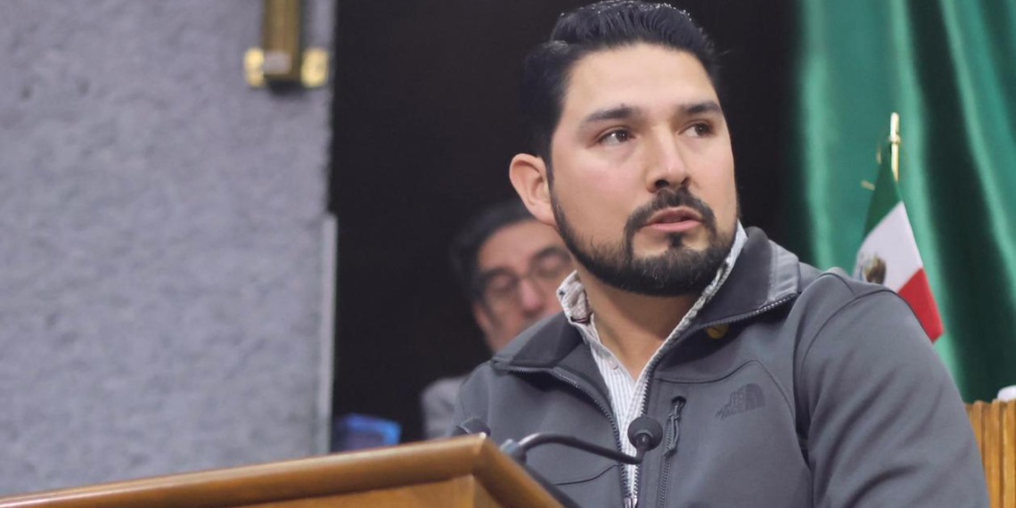 Fernando Aguirre señala presunto uso electoral de recursos del ICIFED