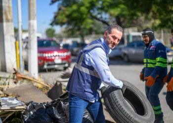 Monterrey refuerza colonia Hidalgo con operativo integral de limpieza