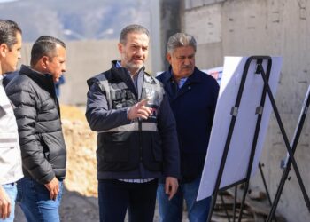 Adrián de la Garza supervisa avance en construcción del C4 Norte