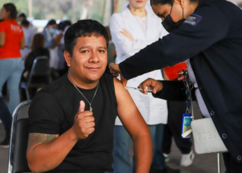 Aplican más de 9 mil dosis en macrobrigada contra el sarampión