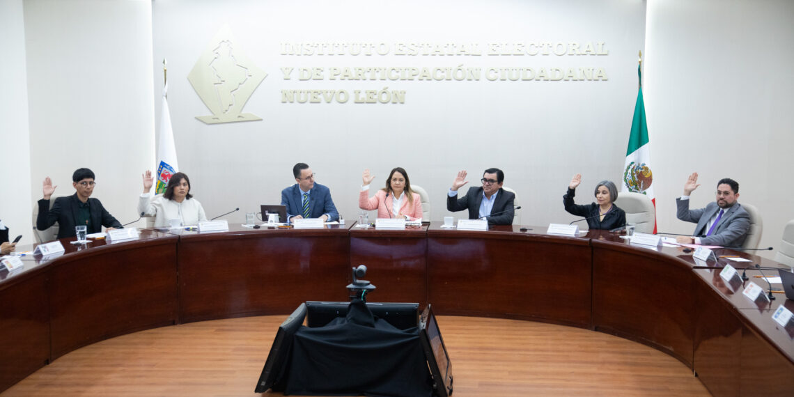 IEEPCNL aprueba resultados de evaluación del personal del SPEN