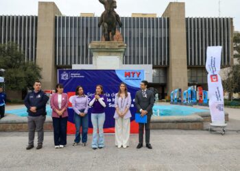 Conmemoran Día Mundial contra el Cáncer con feria de servicios gratuitos