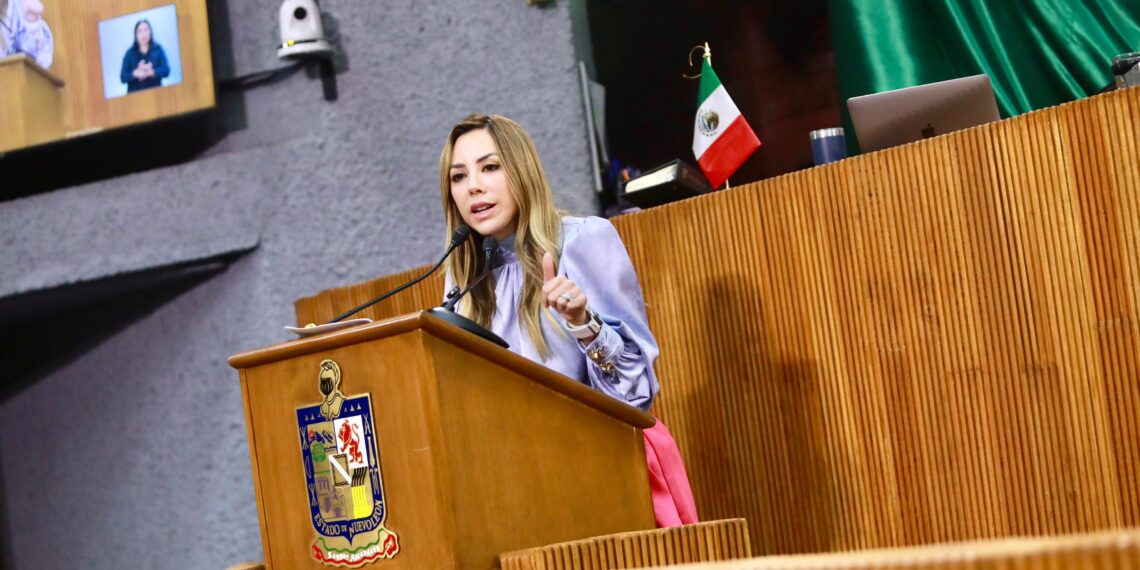 Perla Villarreal propone diálogo por Ley de Educación Emocional