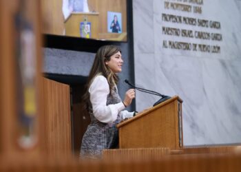 Cecilia Robledo Suárez presenta “Ley Ángel”