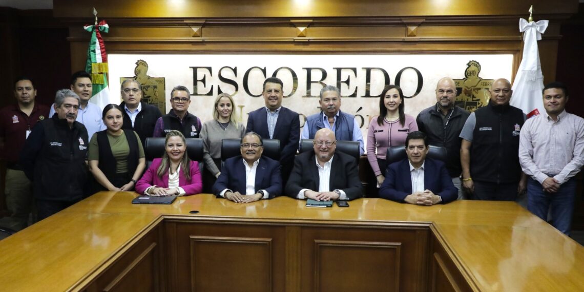 Escobedo y OCDE apuestan por trámites digitales más simples y eficientes