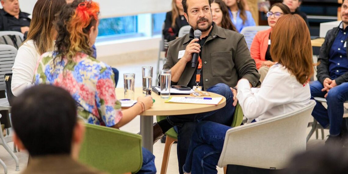 Guadalupe participa en análisis sobre el Legado FIFA